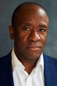 Ảnh diễn viên Lucian Msamati