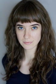 Ảnh diễn viên Madeleine Sims-Fewer